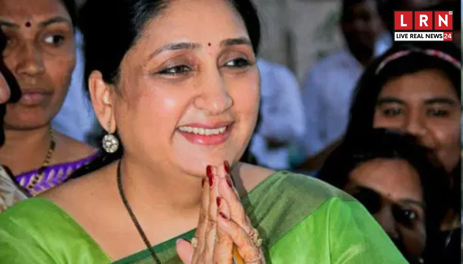 अजित पवार की पत्नी सुनेत्रा पवार महाराष्ट्र की डिप्टी CM होंगी: NCP विधायक दल की नेता चुनी गईं, शाम 5 बजे लेंगी शपथ, राज्य को मिलेगी पहली महिला उपमुख्यमंत्री