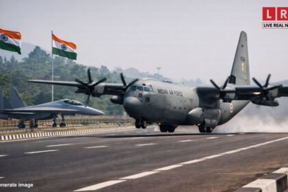 मोरन ELF लैंडिंग के दौरान हाईवे पर उतरता वायुसेना का C-130 विमान
