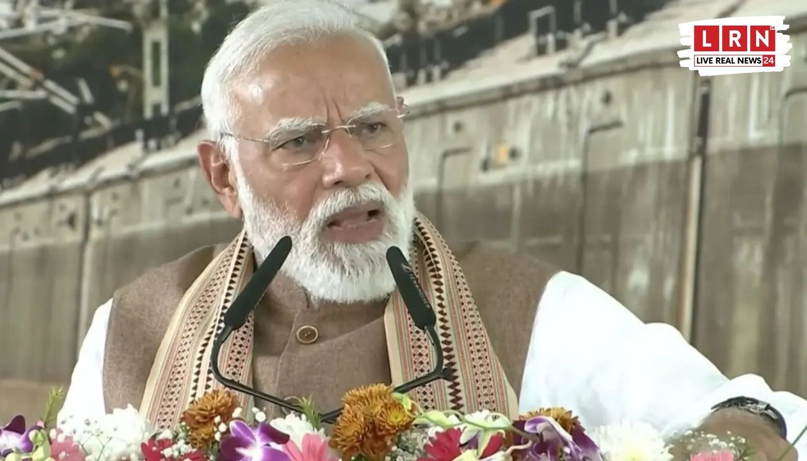 मेरठ में पीएम मोदी का कांग्रेस पर हमला