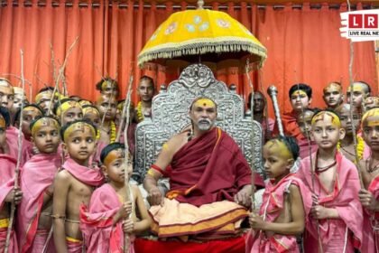 प्रयागराज में POCSO केस के बाद इलाहाबाद हाई कोर्ट में अग्रिम जमानत याचिका दाखिल करते स्वामी अविमुक्तेश्वरानंद से जुड़ा मामला