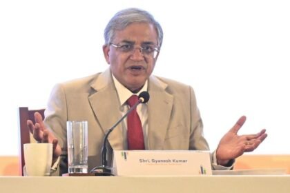 चुनाव से पहले सख्त हुआ चुनाव आयोग! लाउडस्पीकर-जुलूस पर नई पाबंदी, बिना अनुमति रैली पर कार्रवाई तय