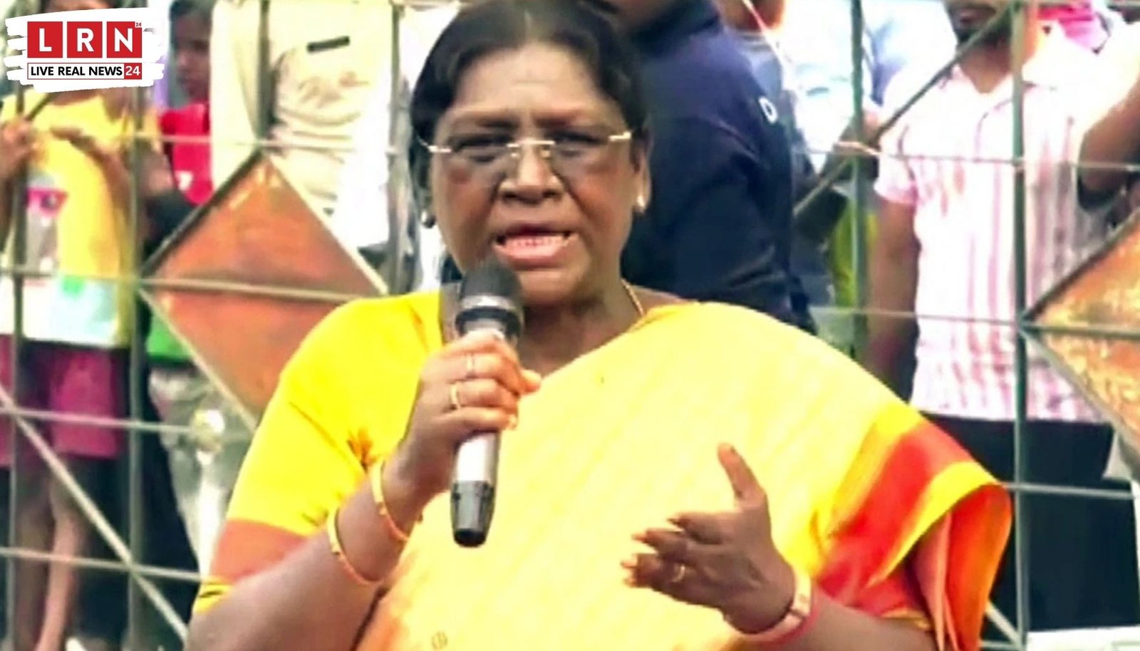 President Droupadi Murmu addressing Santhal conference during West Bengal visit controversy