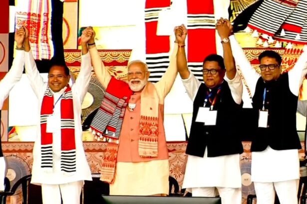 PM Modi Assam Rally: कांग्रेस पर हमला, असम में चिप इंडस्ट्री का बड़ा ऐलान