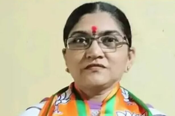 BJP में बगावत की आहट? मंच पर अपमान से भड़कीं विधायक, उपवास पर बैठीं और दे डाली इस्तीफे की चेतावनी