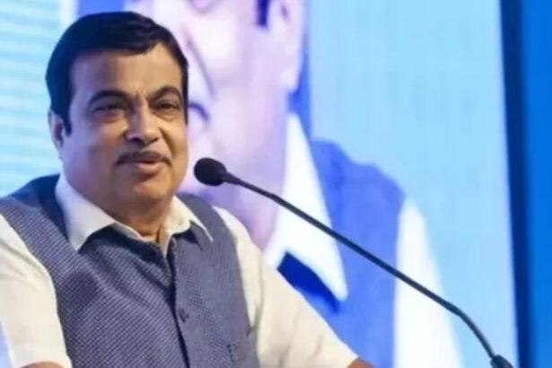 देशभर में दौड़ेगी बाइक टैक्सी? गडकरी ने राज्यों से किया बड़ा आग्रह, अब ट्रैफिक नियम तोड़ने वालों के लाइसेंस पर भी संकट!